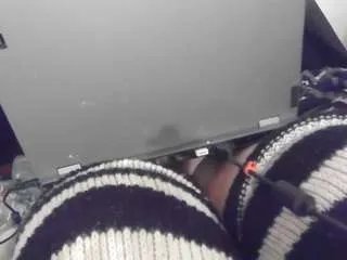 2kento5rivet on CamSoda