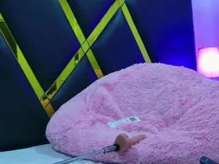 adelnesbitt on CamSoda