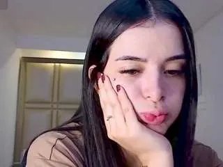 bella-jagger on CamSoda