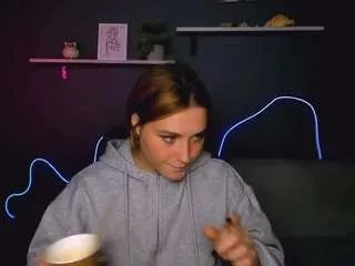 casey-meow on CamSoda