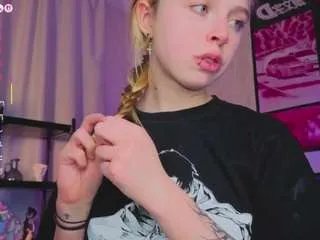 cateatlee on CamSoda