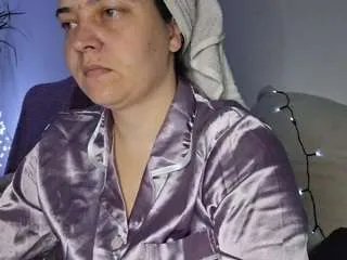 cyndeewinter on CamSoda