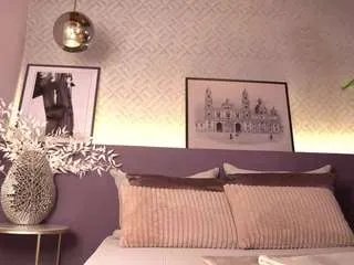 ellediane on CamSoda