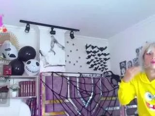 eva-walker on CamSoda