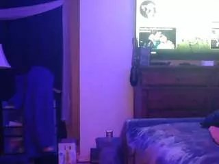 jadeluv004 on CamSoda