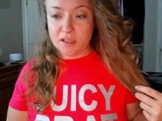 julimonroe on CamSoda