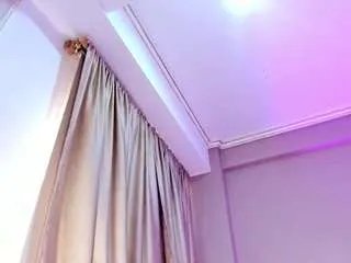 jupiterfox on CamSoda