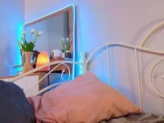 katebleare on CamSoda