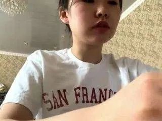 leanamatrey on CamSoda