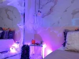 leathompson1 on CamSoda