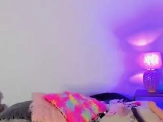 lency-rose on CamSoda