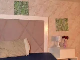 madhiison on CamSoda