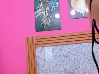 madisson022 on CamSoda