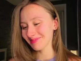 maechesser on CamSoda