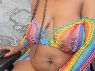 neffertiryebonny on CamSoda