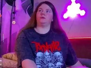 rubyvalen on CamSoda