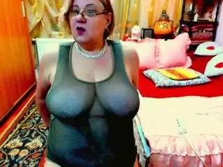 seductiveely on CamSoda