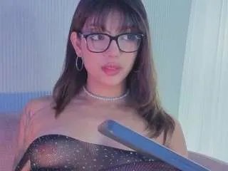 sky-rose on CamSoda