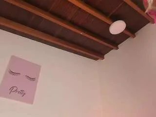 sofievanss on CamSoda