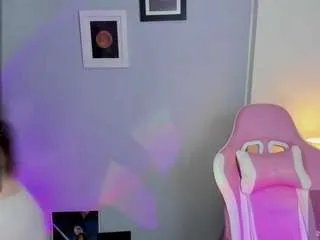 tamara-m on CamSoda