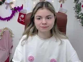 tinaredly on CamSoda