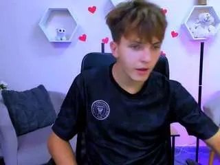 travis-wolf on CamSoda