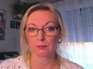 vanessasoft on CamSoda