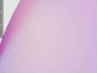 violet-anders on CamSoda