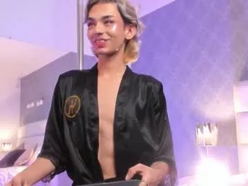 adonisaster on Chaturbate