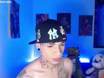 alex_rockstar — GOAL: SHOW CUM [999 tokens remaining] Welcome to my room!  #bigcock #ass #master #latino #gay #18
