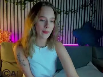 casey_sweeet on Chaturbate