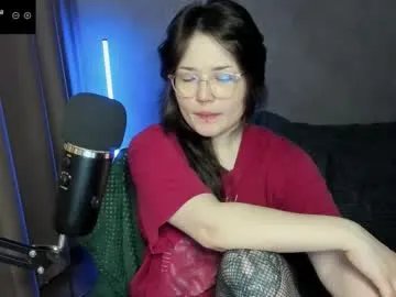 hell_hotline on Chaturbate