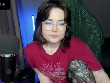 hell_hotline on Chaturbate