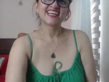 isabeel_sofia01 on Chaturbate