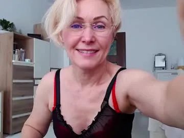 jasmin18v — Lovense is on, ... dress off,  make me cum if you can :)  [1000 tokens remaining]