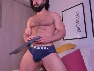 maxstrong01 on Chaturbate