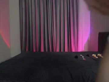 nik_sharp on Chaturbate