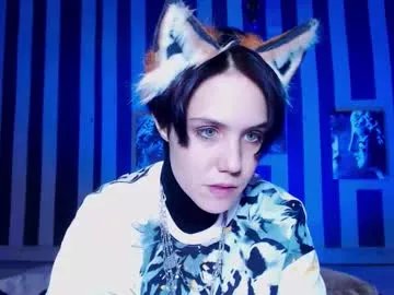 onaloon on Chaturbate