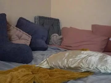 sistinehashands on Chaturbate