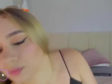 sofia_pamela on Chaturbate