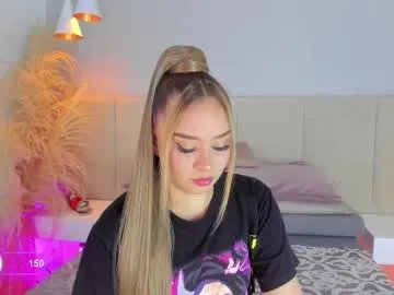 sofia_pamela on Chaturbate