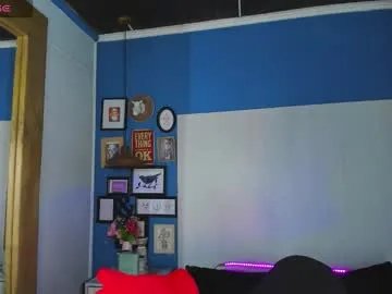 vladhellsing4 on Chaturbate