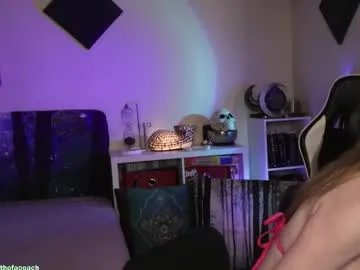 widthofapeach on Chaturbate