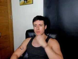 aaron_bain on Flirt4Free