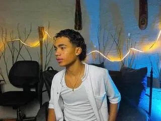 alan_cutee — Freechat on Flirt4Free