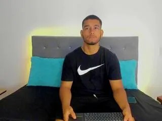 ander_montoya on Flirt4Free