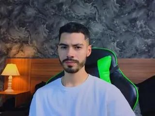 cameron_pierce on Flirt4Free