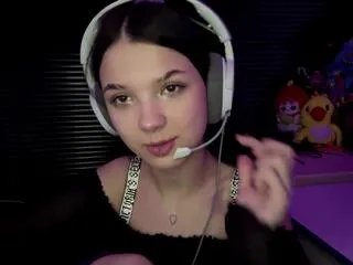 debera_asfour on Flirt4Free