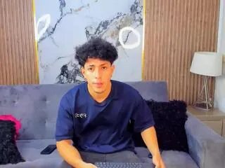 deexter_greashly on Flirt4Free