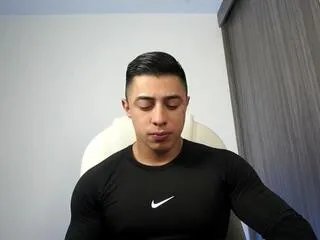 devin_hunter on Flirt4Free